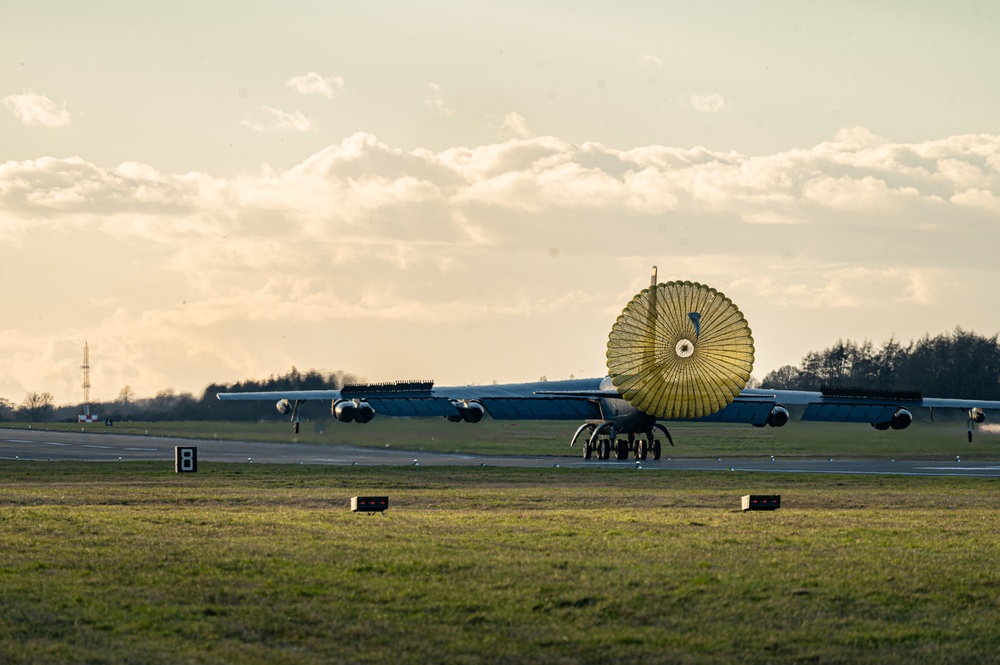B-52 Stratofortresses return from Bomber Task Force operations