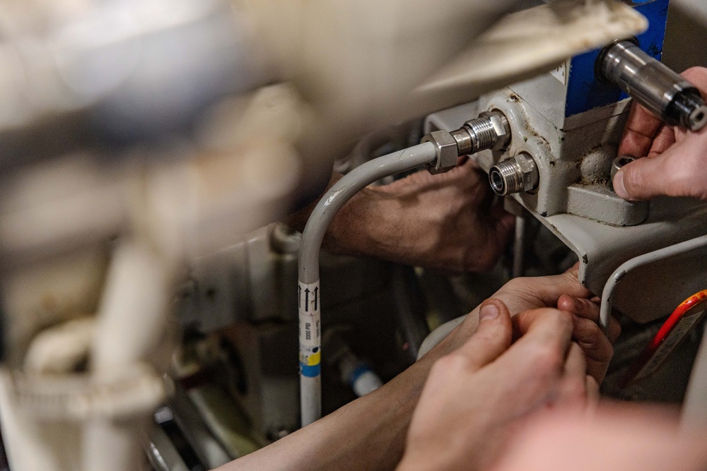 RAST Maintenance aboard USS Ralph Johnson