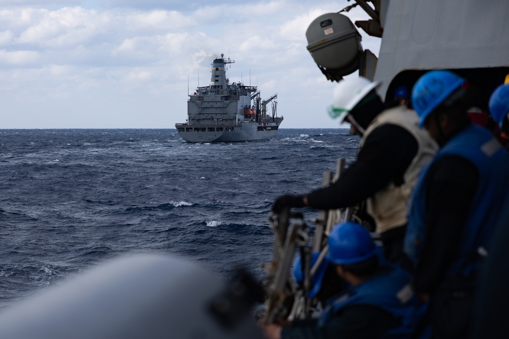 USS Oscar Austin (DDG 79) Underway Replenishment with USNS Laramie (T-AO 203)