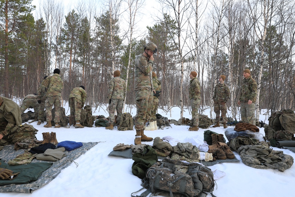 LMRS Battalion conducts arctic cold water survival training with Norwegian Army on exercise in Norway