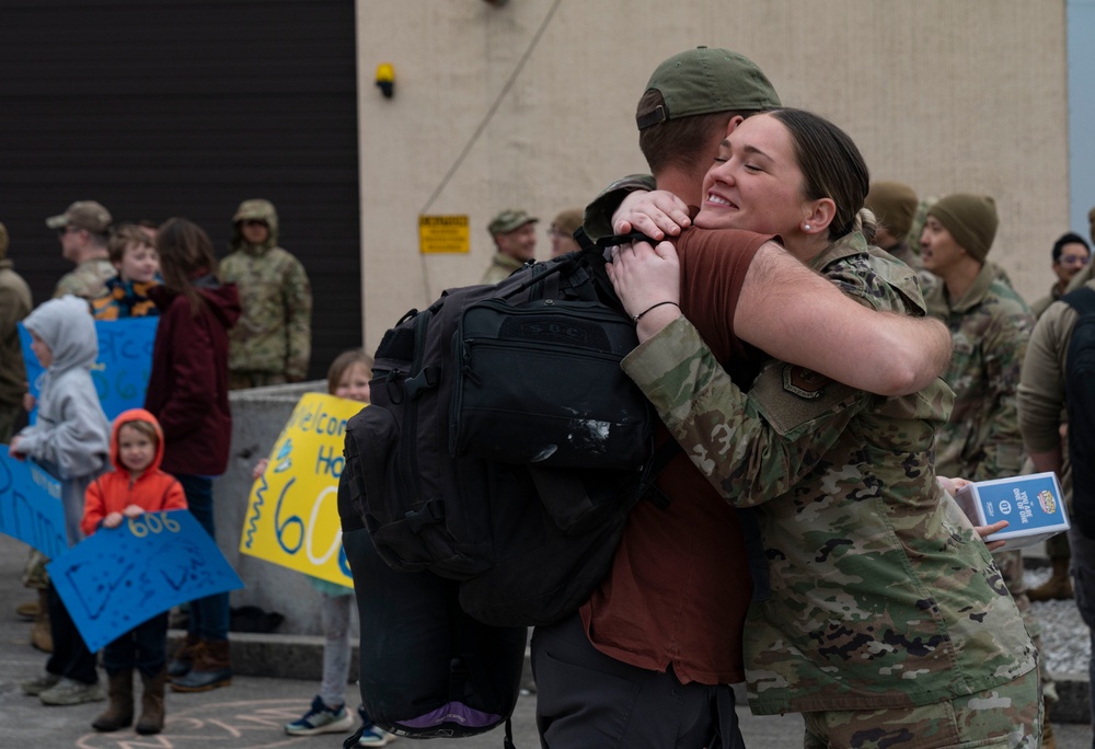 606th Air Control Squadron returns home from deployment