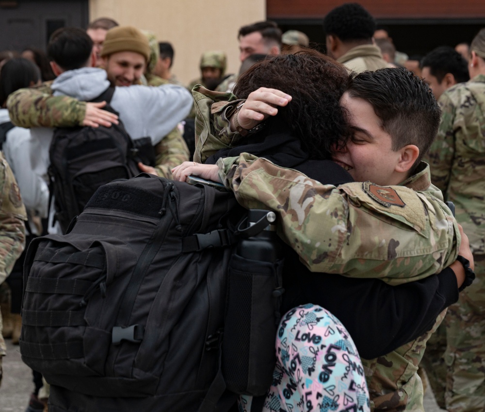 606th Air Control Squadron returns home from deployment