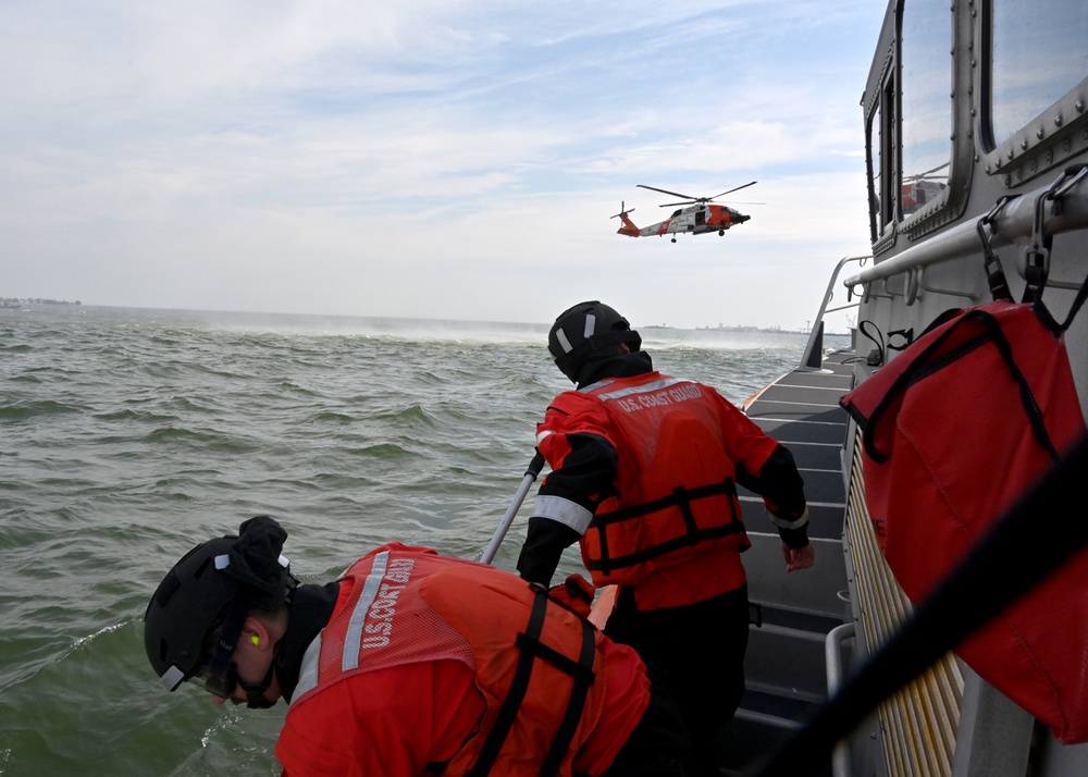 Coast Guard participates in 2025 search and rescue forum in Hampton