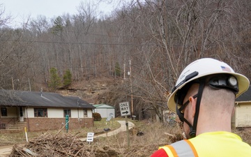 U.S. Army Corps of Engineers debris team providing federal support in Eastern Kentucky after recent flooding