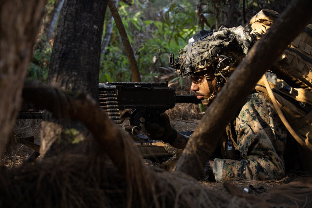 At the Crack of Dawn: Students at SOI-West Participate in the Advanced Infantry Marine Course at Kahuku Training Area