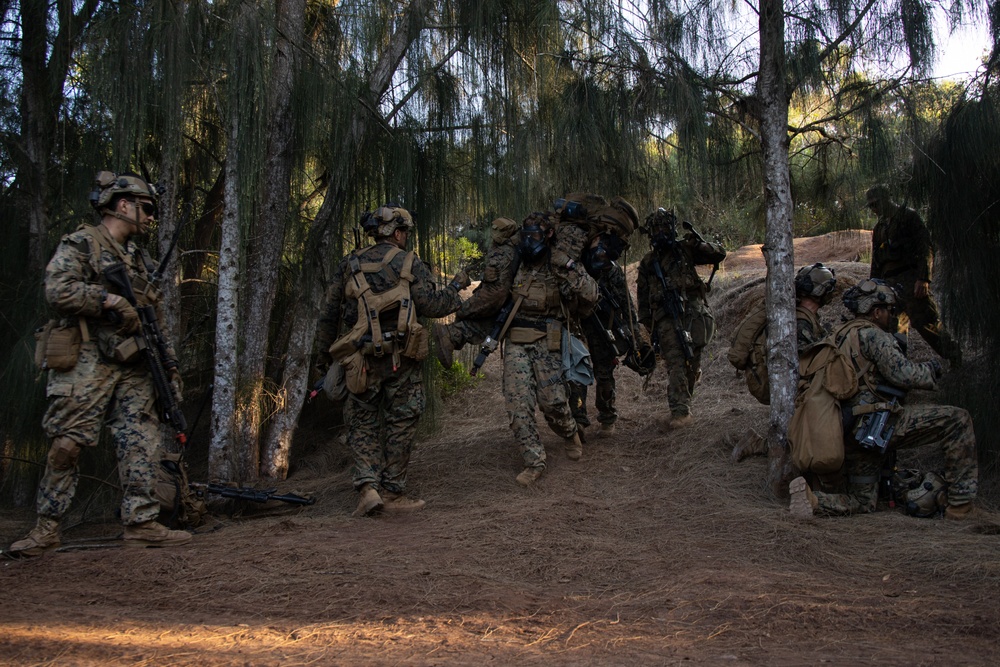 Storming the Fortress: Students at SOI-West Participate in the Advanced Infantry Marine Course at Kahuku Training Area