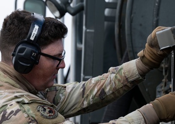 The 34th Expeditionary Bomb Squadron B-1B Lancer conducts final hot pit refuel operations during BTF 25-1 at Misawa Air Base, Japan