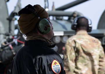 The 34th Expeditionary Bomb Squadron B-1B Lancer conducts final hot pit refuel operations during BTF 25-1 at Misawa Air Base, Japan