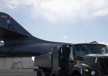 The 34th Expeditionary Bomb Squadron B-1B Lancer conducts final hot pit refuel operations during BTF 25-1 at Misawa Air Base, Japan