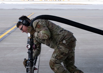 The 34th Expeditionary Bomb Squadron B-1B Lancer conducts final hot pit refuel operations during BTF 25-1 at Misawa Air Base, Japan