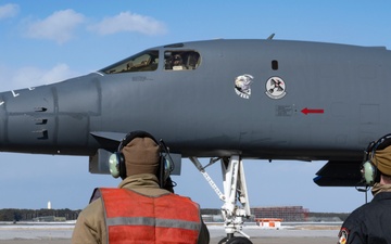 The 34th Expeditionary Bomb Squadron B-1B Lancer conducts final hot pit refuel operations during BTF 25-1 at Misawa Air Base, Japan