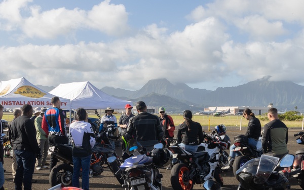 Sharp Turns, Faster Reactions: DoD Motorcycle Riders Elevate Their Skills with Yamaha Champions