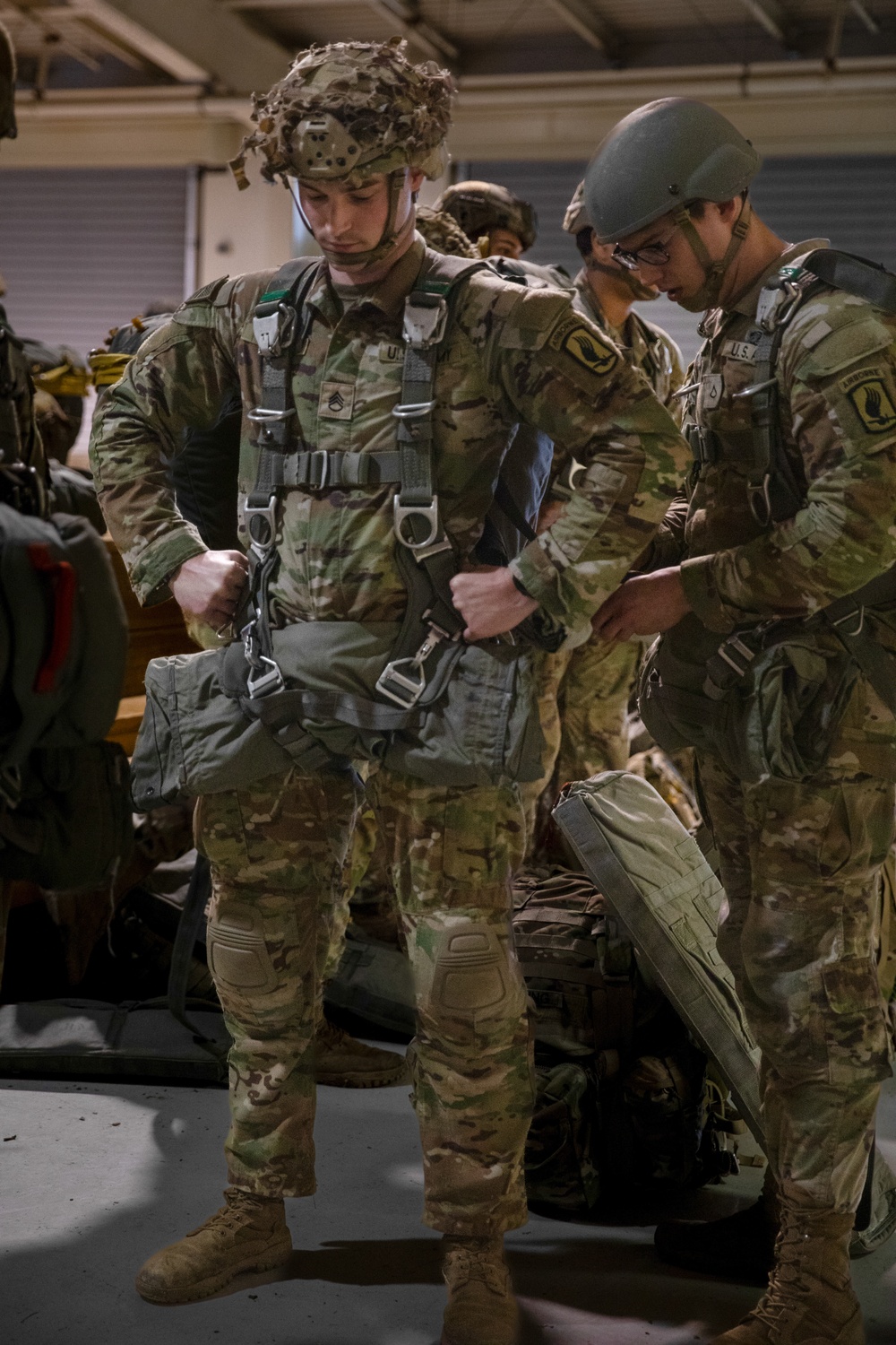 173rd Airborne Brigade prepares for an airborne jump with British army