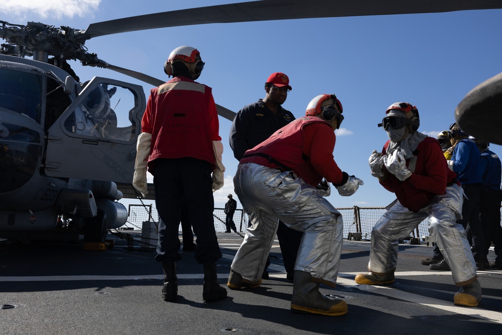 USS Oscar Austin (DDG 79) Conducts Daily Operations