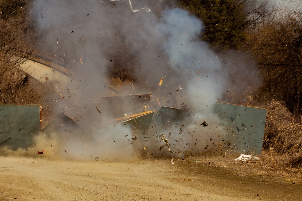 1-2 Stryker Brigade Deploy Explosive Charges to Clear Obstacles - CALFEX 2025