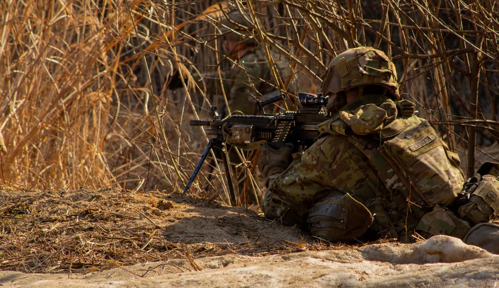 1-2 Stryker Brigade Soldier Secures Perimeter - CALFEX 2025