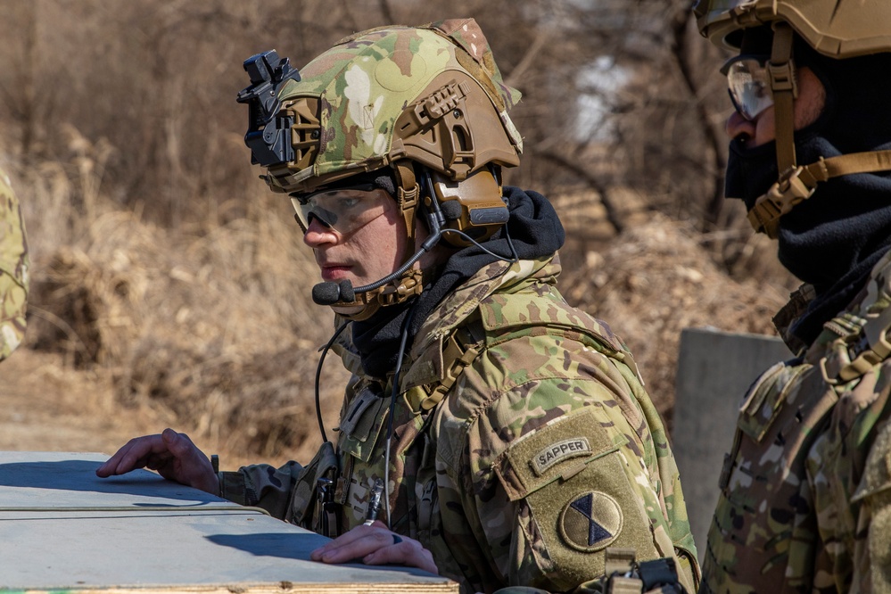 1-2 Stryker Brigade Combat Team Blockade-Clearing Operations - CALFEX 2025