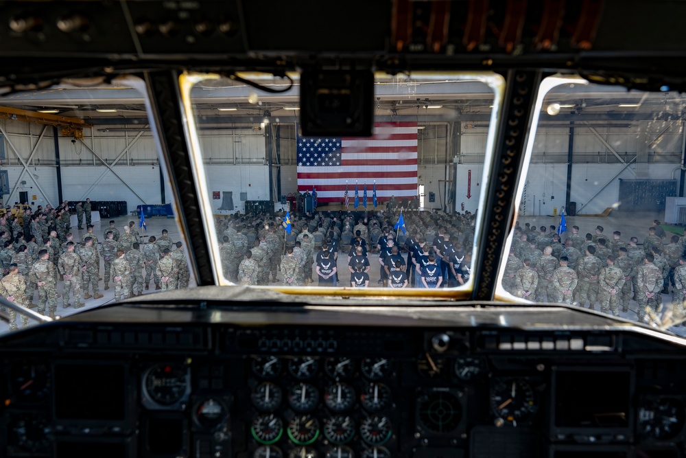 302d Airlift Wing change of command ceremony