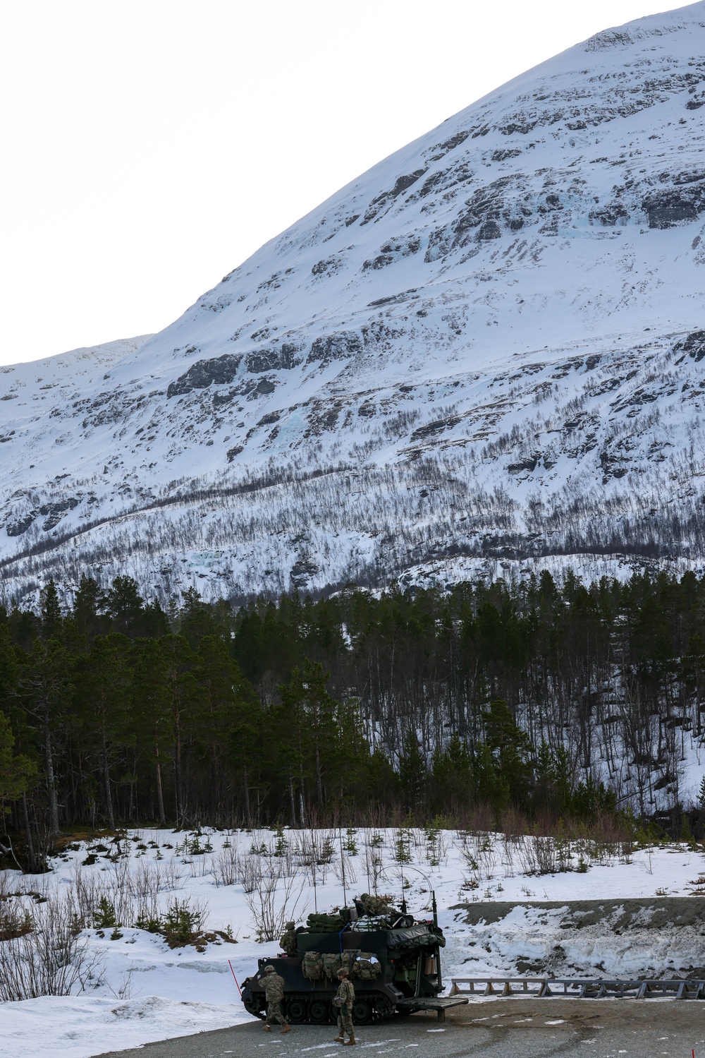 MLRS battalion establishes a command post in Norway during exercise