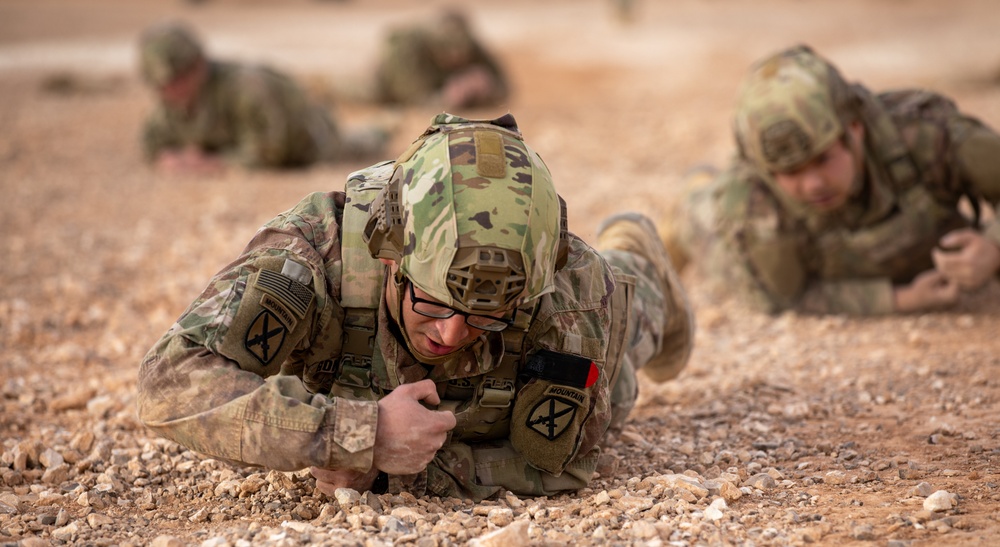 Soldiers Tackle 25-Meter High Crawl During EPFA at Al Tanf Garrison