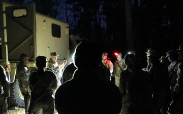 Soldiers Train on Night Vision Goggles