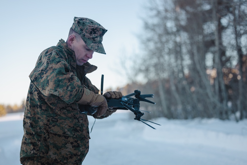 Marines with V1/6 set up camp during MTX 2-25