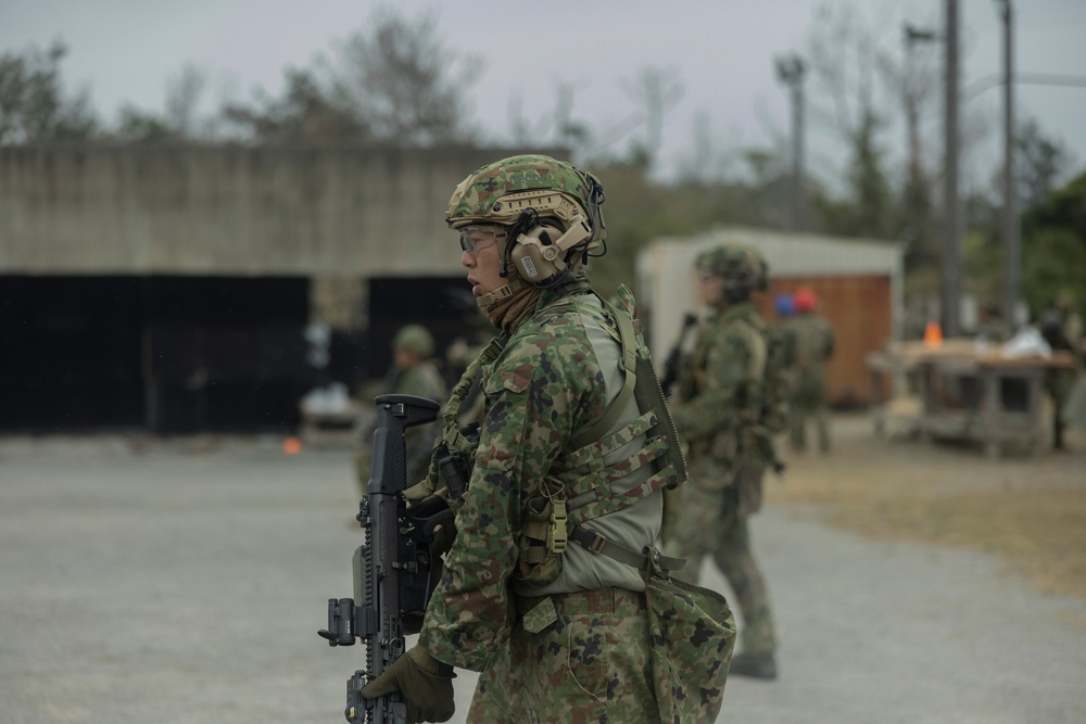 DVIDS - Images - Iron Fist 25 | 31st MEU MRF, JGSDF conduct Bilateral ...
