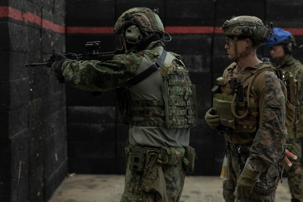 Iron Fist 25 | 31st MEU, JGSDF conduct Bilateral MOUT