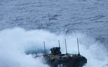 4th Marines ACVs Debark the USS Rushmore during Iron Fist 2025