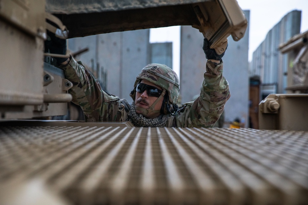 U.S. Army Soldiers Conduct Patriot Missile Training in CENTCOM Region for Enhanced Air Defense Readiness