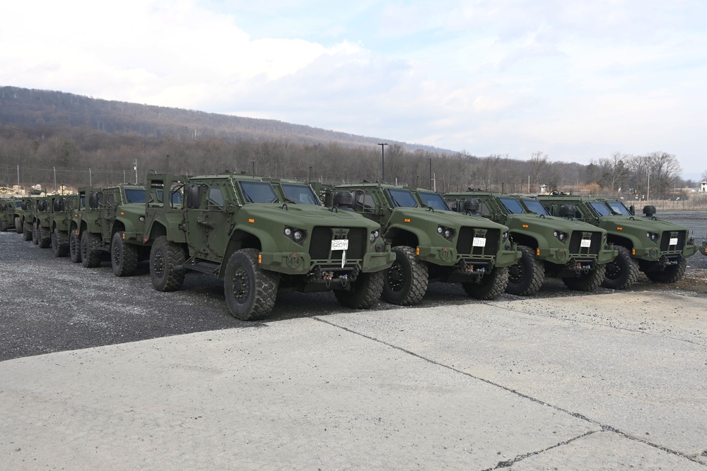 Upgraded Strykers, JLTVs begin arriving in Pennsylvania for 56th SBCT