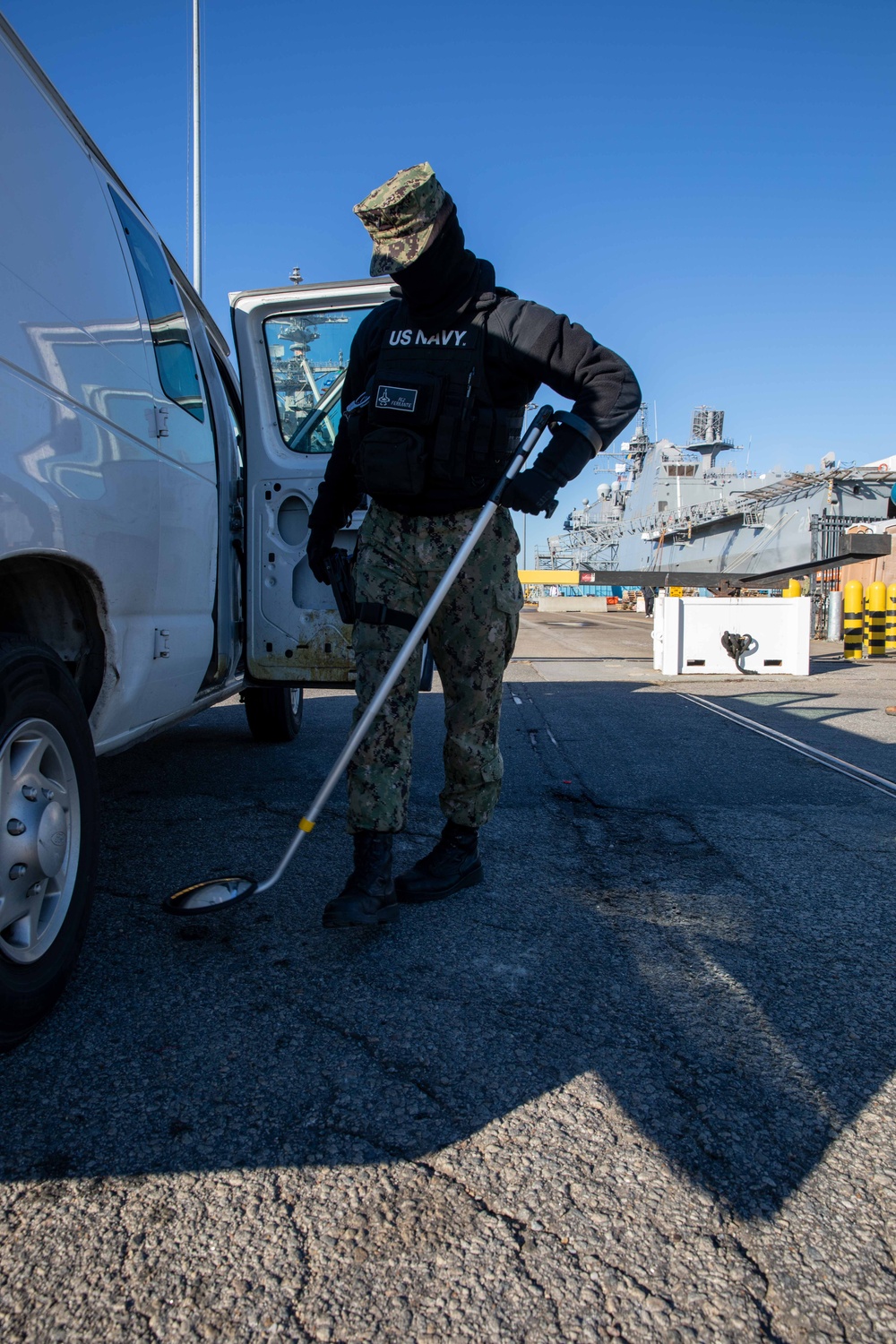 DVIDS - Images - Daily Operations Aboard USS George H.W. Bush (CVN 77 ...