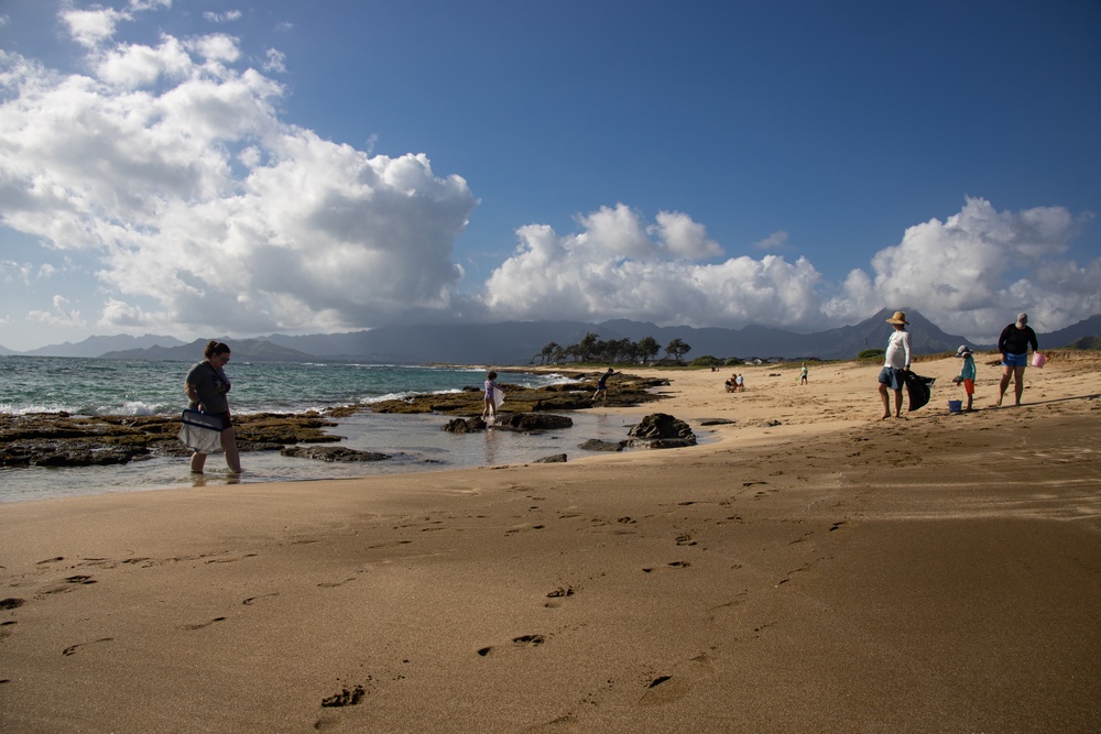 Keeping Our Beaches Beautiful: MCBH community members clean up Fort Hase beach