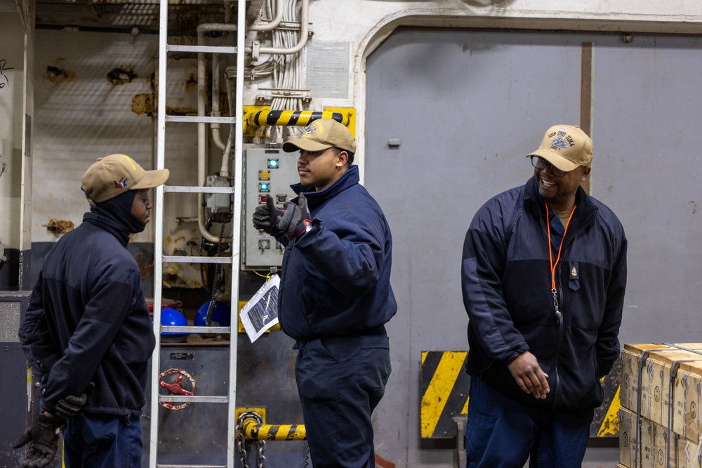 USS Iwo Jima ammunition onload