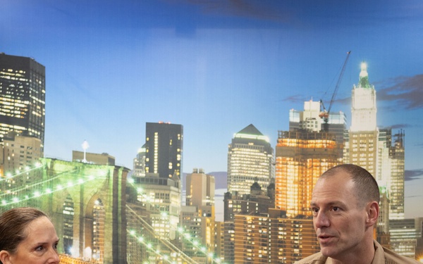 MARFORCOM Commander visits USS New York