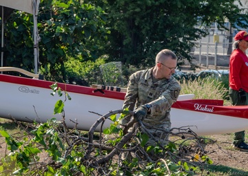 25th CAB Soldiers volunteer at Kawaihae Canoe Club