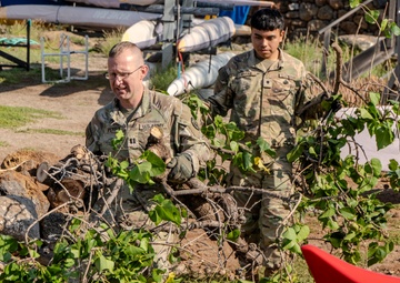 25th CAB Soldiers volunteer at Kawaihae Canoe Club
