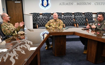 AAFES Leaders visit Altus AFB