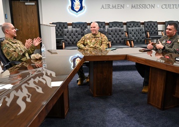 AAFES Leaders visit Altus AFB
