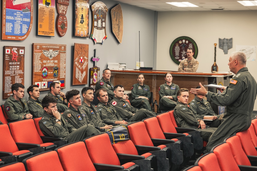 Commander, Naval Air Forces Visits Guam