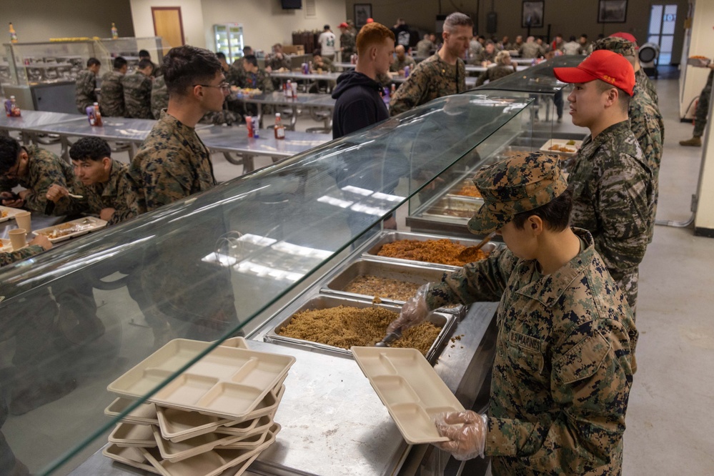 Ten for Half a Thousand: 3rd MLG Food Service Specialists Feed the MEF during U.S./ROK Exercises