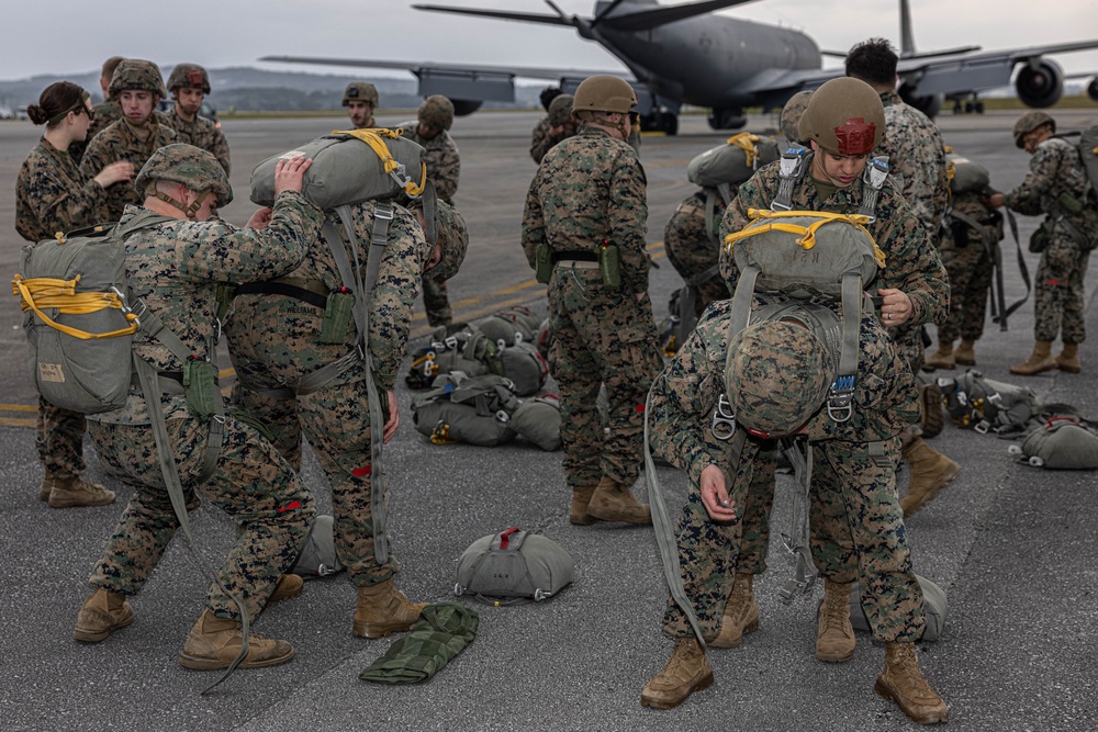 U.S. Marines with 3rd LSB Conduct Air Deliveries