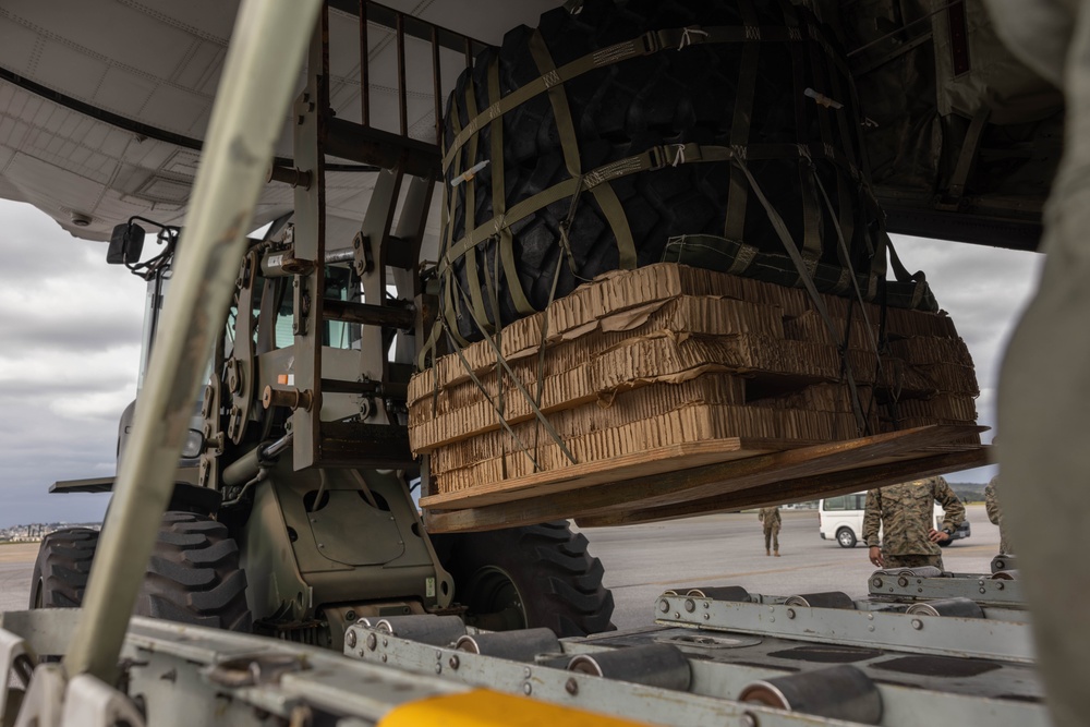 U.S. Marines with 3rd LSB Conduct Air Deliveries