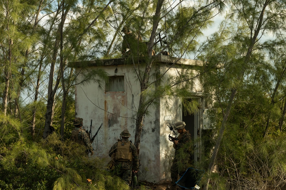 U.S. Marines with 2nd MAW receive first aircraft on a new expeditionary landing zone in the Bahamas