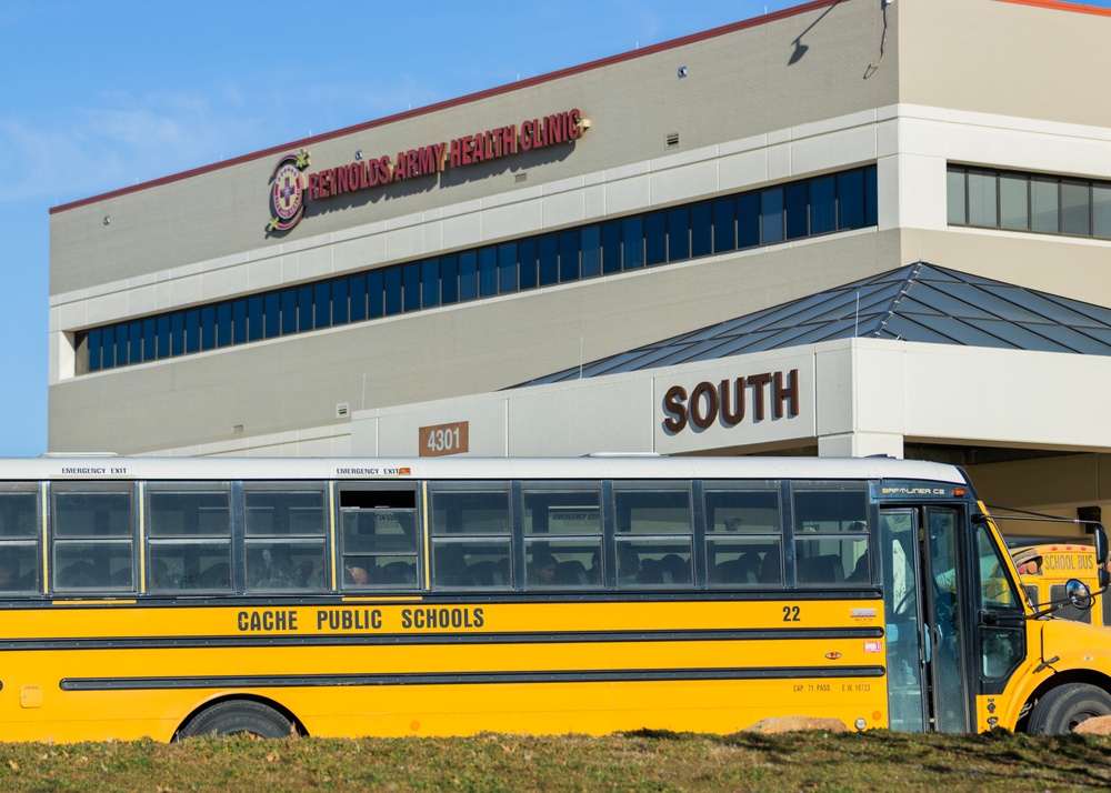 Cache Middle School's STEM program Tours Fort Sill