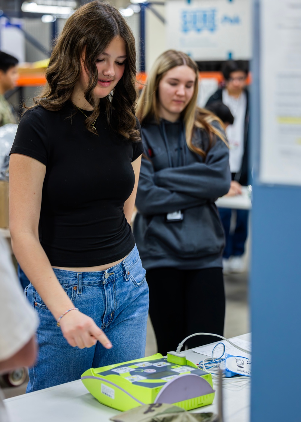 Cache Middle School's STEM program Tours Fort Sill