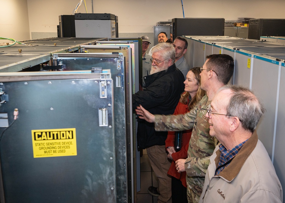 Offutt hangs up old telephone switch for good