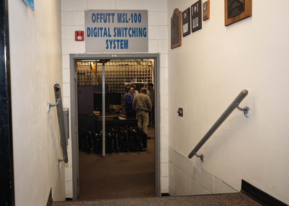 Offutt hangs up old telephone switch for good