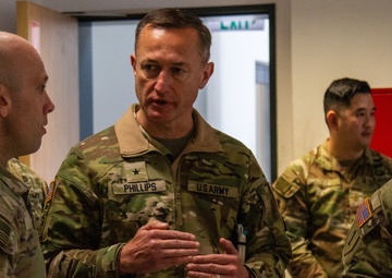 BG Phillips visits JMTG-U