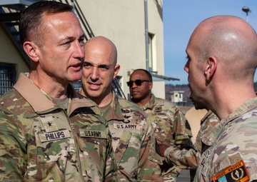 BG Phillips visits JMTG-U